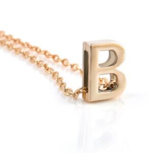 Gold Initial 'B' Pendant Necklace
